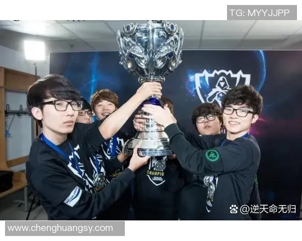 SKT当年获得世界冠军比赛视频-揭秘SKT夺冠背后故事，探寻经典赛事背后的战斗精神-SKT当年获得世界冠军比赛视频